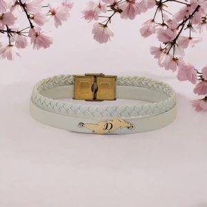 14 Ayar Altın Plakalı Harfe Özel Doğal Beyaz Derili Yaprak Figürlü Hediye Bileklik-376