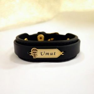 14 Ayar Altın Plakalı İsme Özel Hakiki Siyah Derili Erkek Çocuk Motifli Hediye Bileklik-423