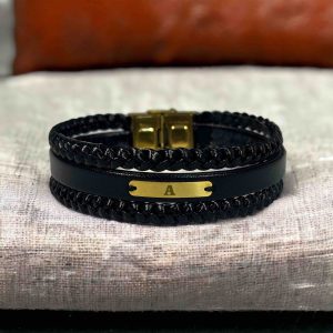 14 Ayar Altın Plakalı Harfe Özel Hakiki Siyah Derili Dikdörtgen Motifli Hediye Bileklik-530