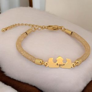 14 Ayar Altın Plakalı İsme Özel Hasır Kordonlu Taç Motifli Hediye Bileklik-461