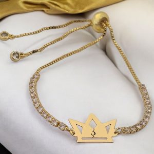 14 Ayar Altın Plakalı Harfe Özel Zincirli Taç Motifli Beyaz Taş Desenli Hediye Bileklik-471