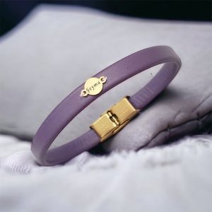 14 Ayar Altın Plakalı İsme Özel Yuvarlak Figürlü Doğal Mor Derili Hediye Bileklik-546